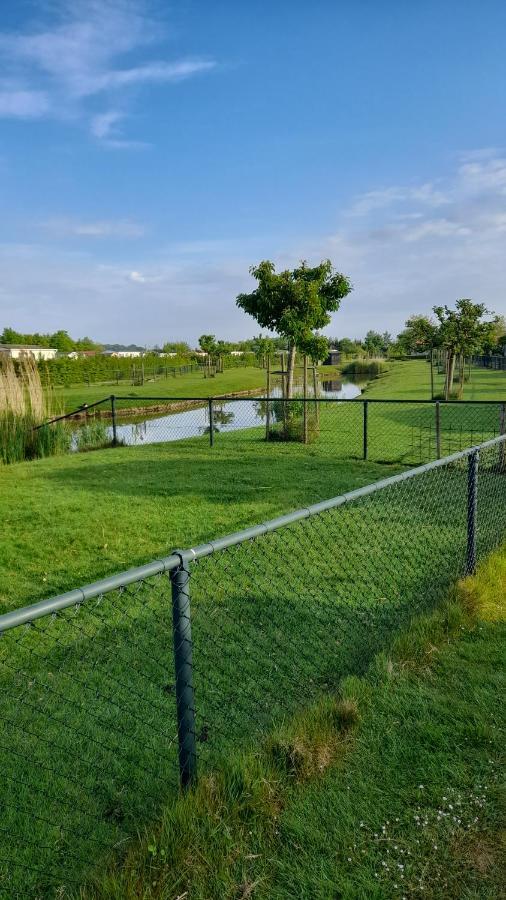 'T Blauwtje Baarland Villa Esterno foto